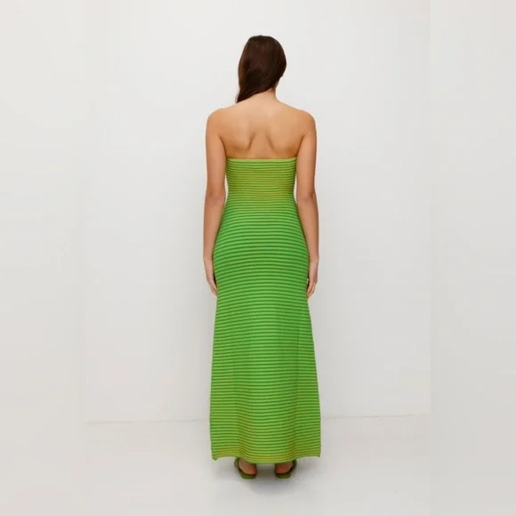The Wolf Gang Viral ‘Sunmor’ Lime Knit Maxi Dress - Picture 4 of 15